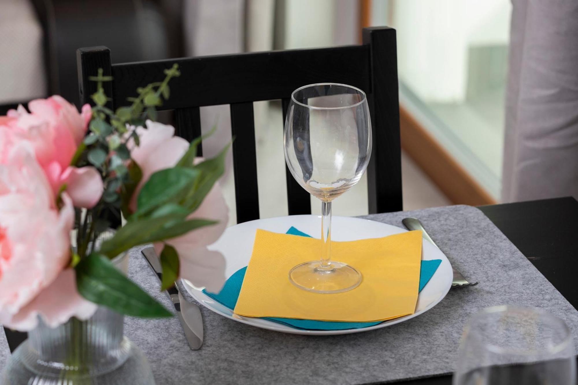 Apartament Z Widokiem Na Morze Obok Parku Millenium W Gdansku By Noclegi Renters Exteriör bild